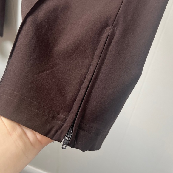 Zenergy by Chico's Brown lightweight Dress Slacks Size 1.5 or 10 or Medium - Picture 8 of 11